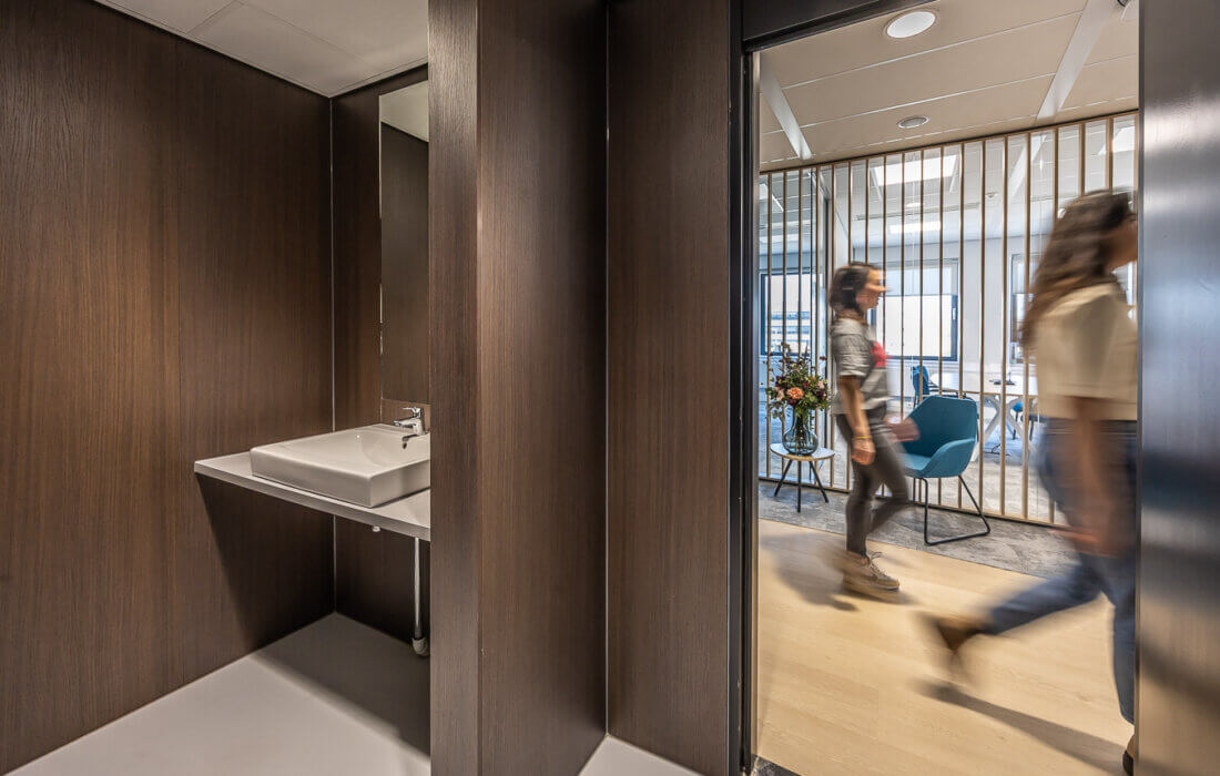 maatwerk interieur toilet kantoor